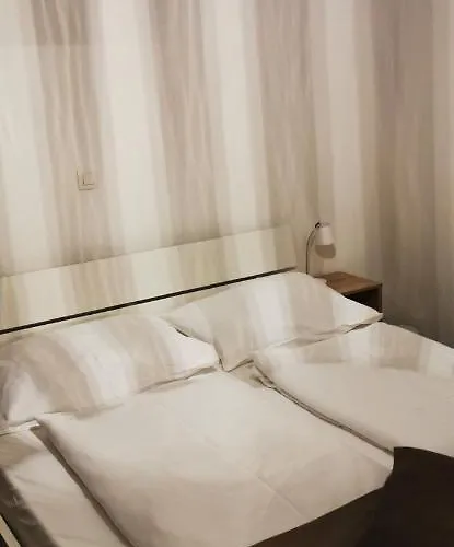 Street And بيت ضيافة 3*