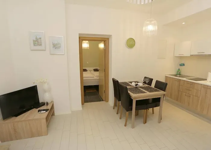 Street And بيت ضيافة